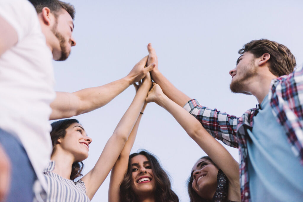 Netwerkmarketing, bouw relaties op